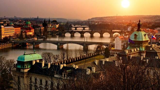 Best of Prague 4h Private walking tour