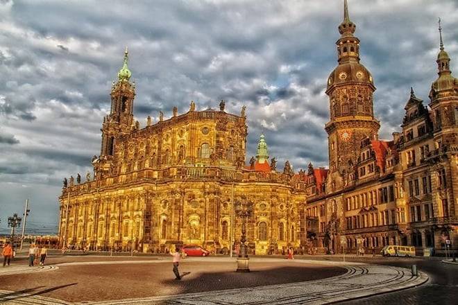 Private Dresden day trip from Prague by Mercedes van
