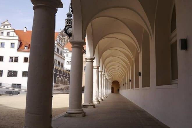 Private Dresden day trip from Prague by Mercedes van