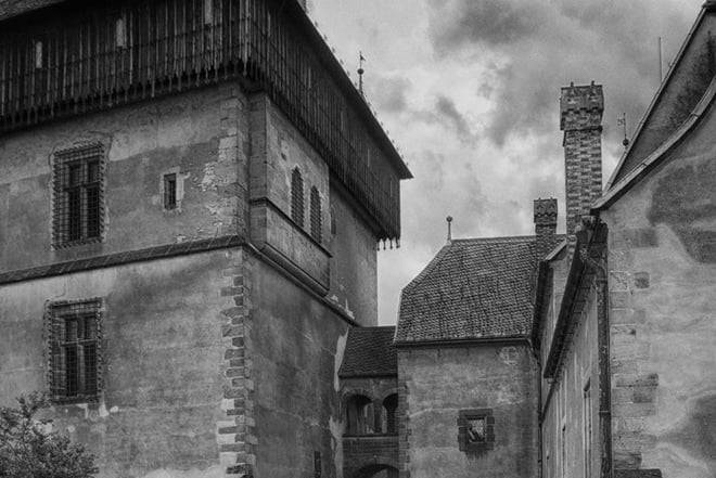 Private Karlstejn castle tour from Prague with Lunch & Admission