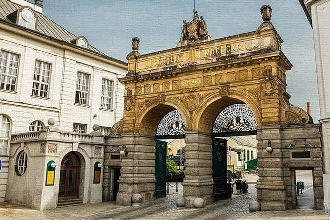Private Pilsner brewery and Pilsen tour from Prague All-Inclusive
