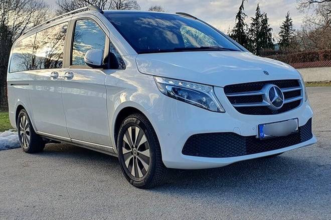 Private Prague to Regensburg luxury transfer via Pilsner Brewery