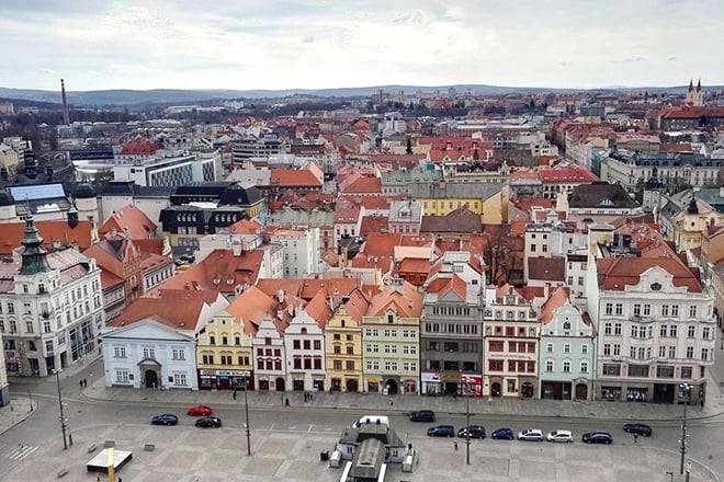 Private Prague to Regensburg luxury transfer via Pilsner Brewery