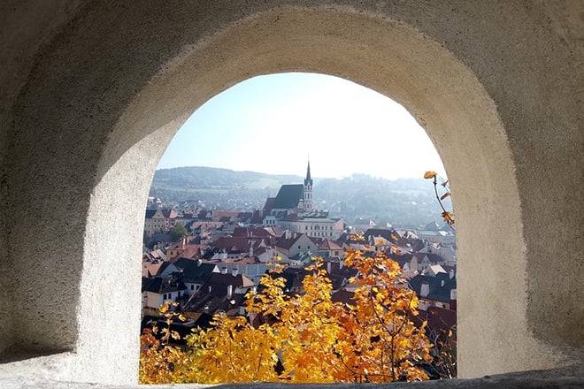 Private Prague to Vienna luxury car via Cesky Krumlov with guide
