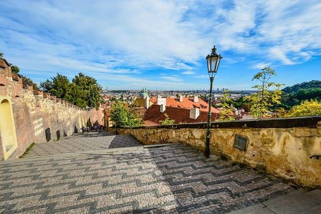 Private Prague walking tour with Pilsner brewery trip & Lunch
