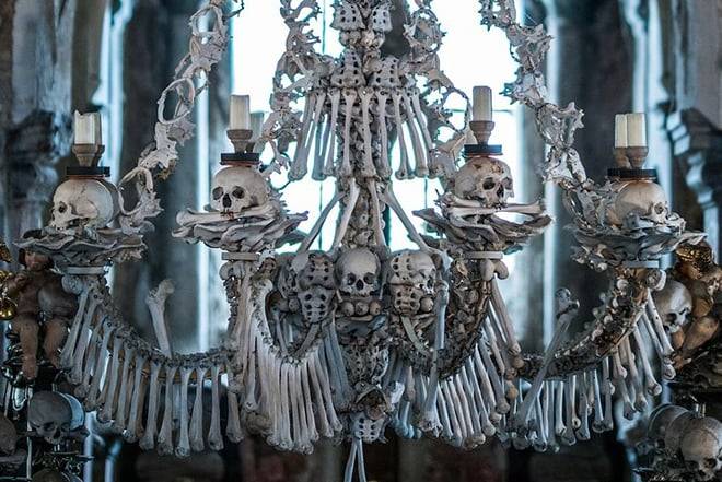 Kutna Hora Ossuary and Cesky Krumlov Private Day Trip from Prague