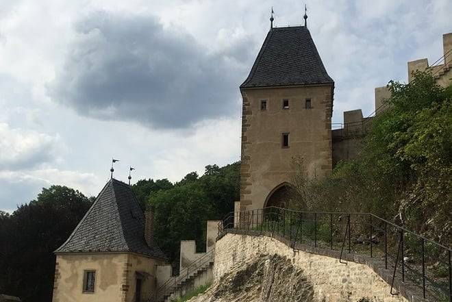 Private Karlstejn castle tour from Prague with glassworks & lunch