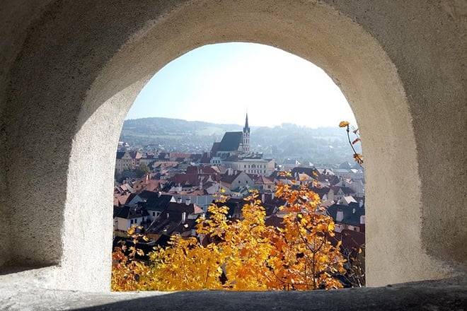 Private Prague to Passau lux. transfer via Cesky Krumlov & Lunch