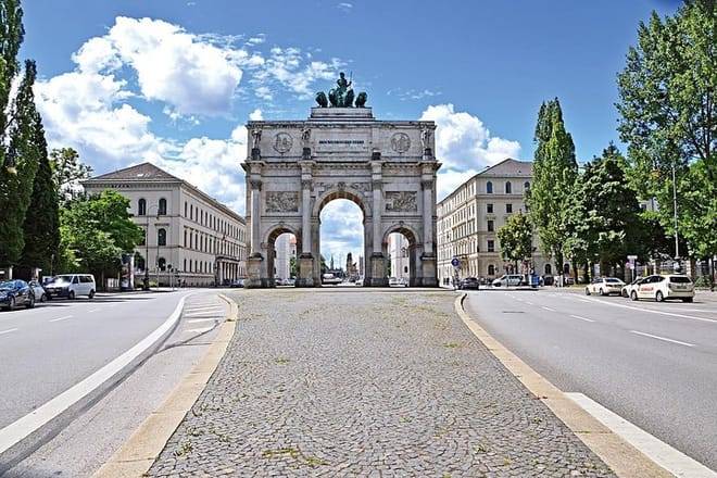 Munich Private 4 Hours Walking Tour with English Speaking Guide