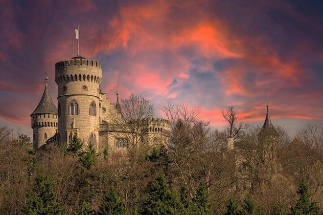 Private Day Trip: Munich to Neuschwanstein & Landsberg am Lech