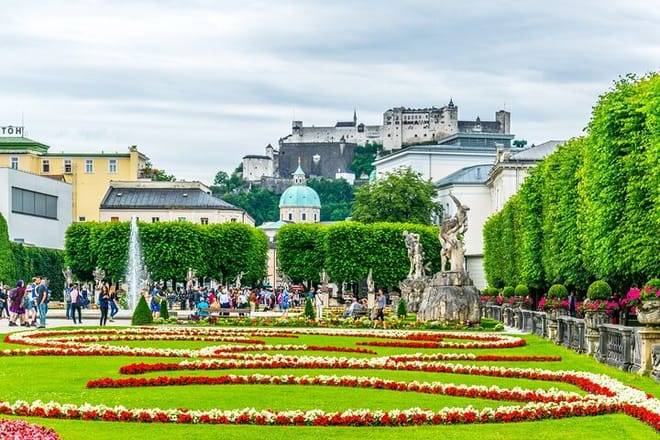Munich Private Day Trip with Optional Eagle's Nest & Salzburg