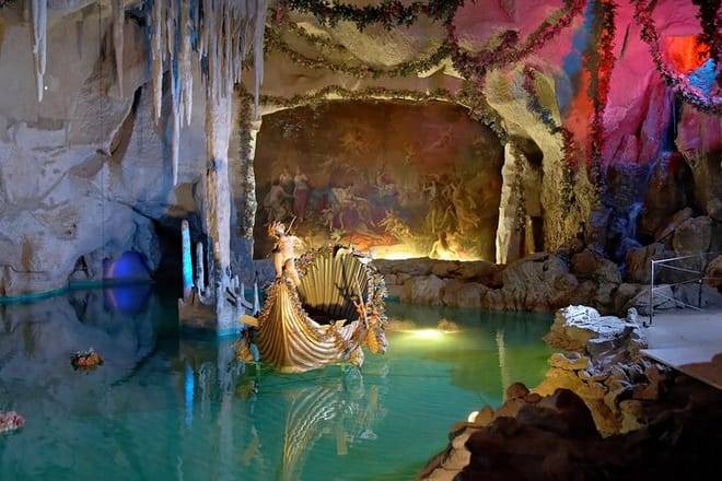 Private day trip from Munich to Linderhof Palace and back