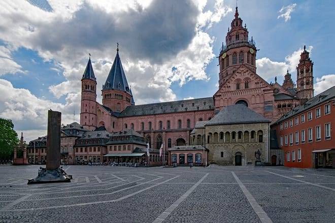 Private Direct Transfer From Munich to Mainz, English Speaking Driver