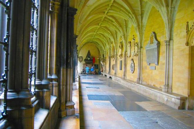 UKLO050- English- Guided Tour of London Westminster Abbey, Big Ben, Buckingham
