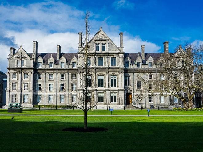 Dublin Self-Guided Walking Audio Tour