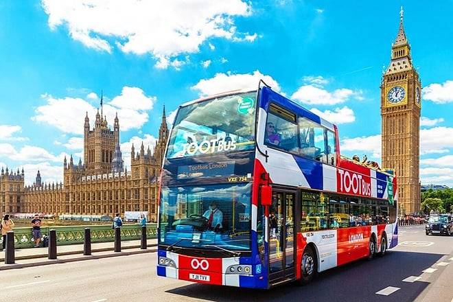London: Tower of London, Thames Cruise & Audio Guide