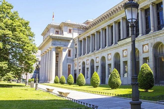 Madrid: Royal Palace Tour, Reina Sofía & City Audio Tours