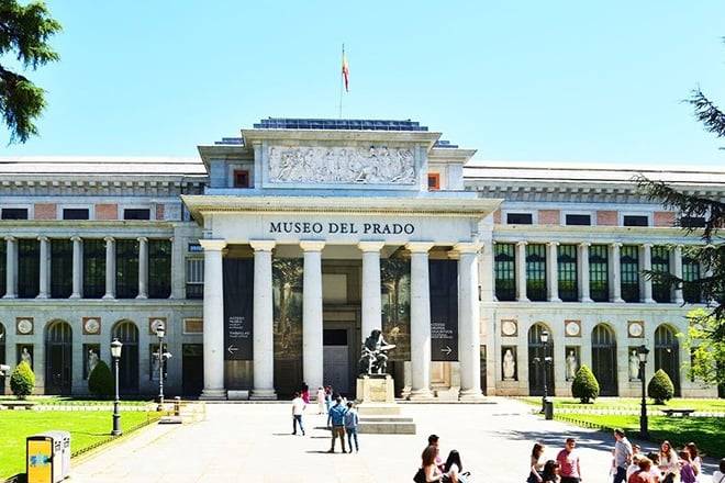Madrid: Royal Palace Tour, Reina Sofía & City Audio Tours