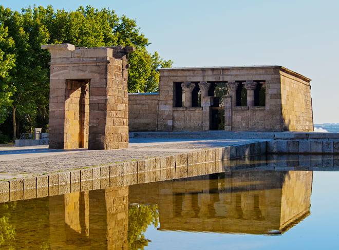 Madrid: Spanish Civil War and Franco Era Guided Walking Tour