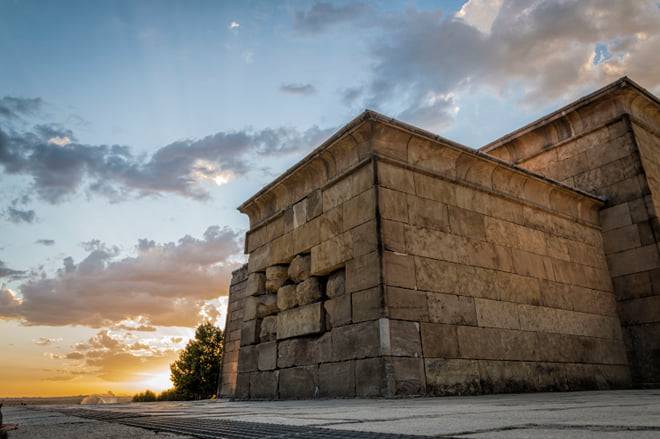 Madrid: Spanish Civil War and Franco Era Guided Walking Tour