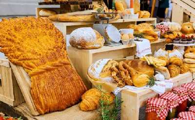 Strasbourg: Alsatian Food Tasting Walk with 5 Tastings