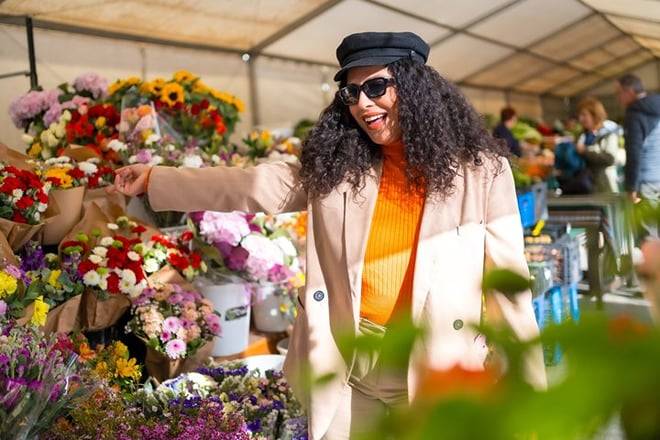 Amsterdam: Dam Square & Flower Market Walking Tour