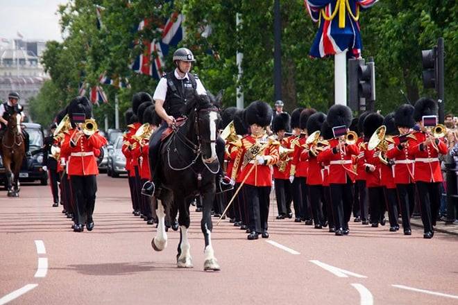 London: Changing of the Guard Guided Walking Tour