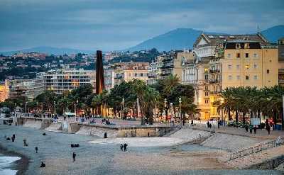 Nice: Old Town & Promenade des Anglais Guided Walking Tour