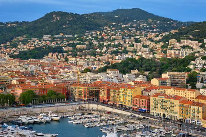 Nice: Old Town & Promenade des Anglais Guided Walking Tour