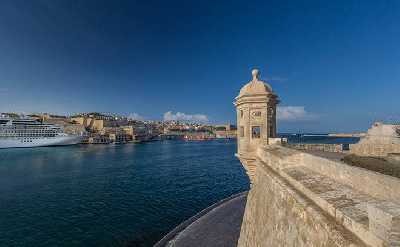 The Three Cities & Wine Tasting Tour | Half-day