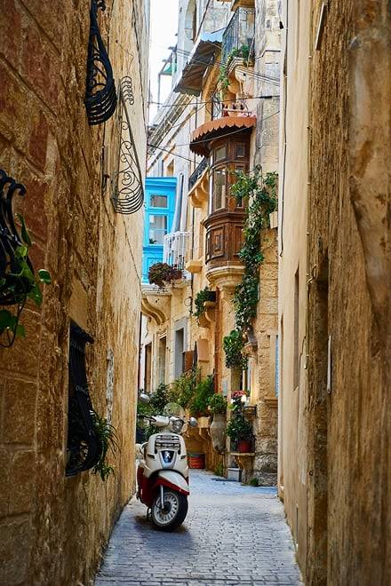 The Three Cities & Wine Tasting Tour | Half-day