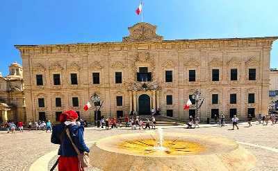 Sinful Secrets of Valletta: Blood, Booty and Courtesans
